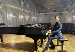 Финальные концерты конкурса на приз Ольги Сосновской в Москве проведет студент Московской консерватории Алексей Пугачев