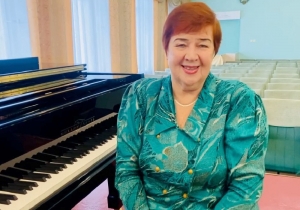 Анна Чабаненко поздравляет конкурс Ольги Сосновской с юбилеем